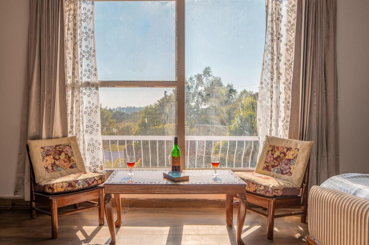 דהראדון Stayvista At Silveroaks Cottage מראה חיצוני תמונה